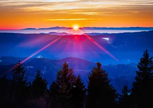 Winterlicher Sonnenuntergang auf dem Roßbühl bei Oppenau