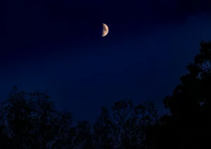 Halbmond mit Vordergrund