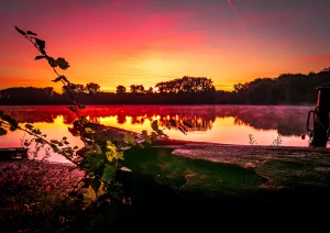 Traumhafter Sonnenaufgang am Schmugglersee bei Eggenstein
